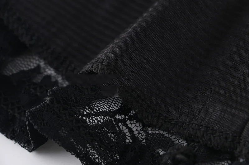 Robe dentelle élégante
