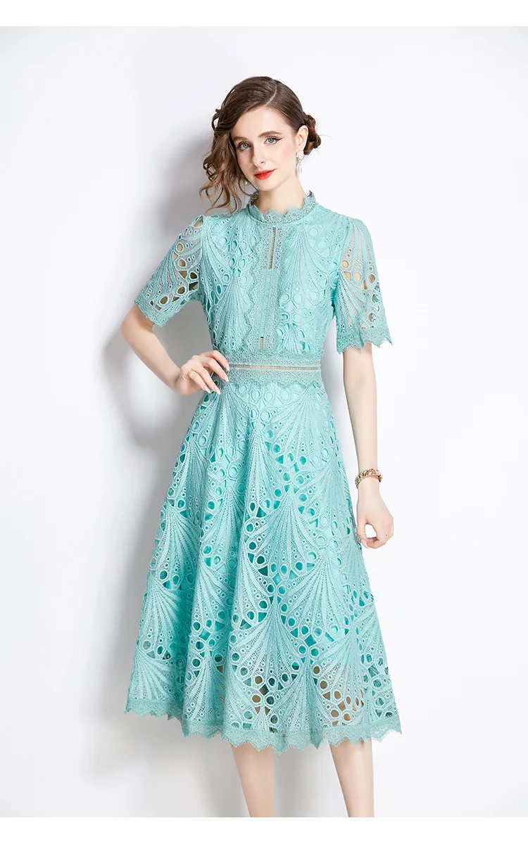 fine dentelle robe verte
