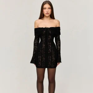 Robe en dentelle blanche longue