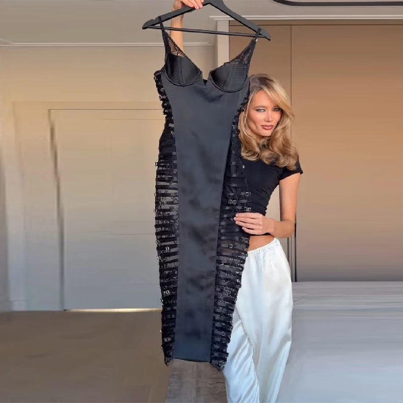 Robe longue noire en dentelle – Image 3
