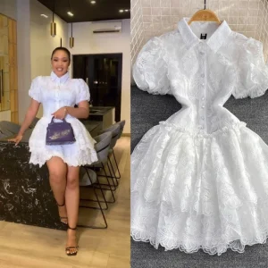 Robe courte blanche de soirée en dentelle