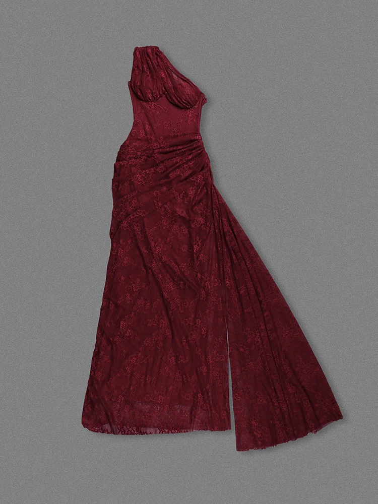 longue robe dentelle bordeaux