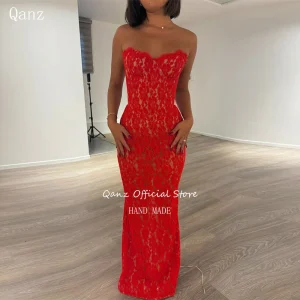 robe en dentelle rouge