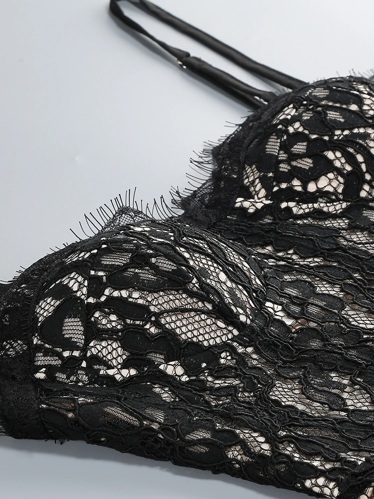 Robe en dentelle noire – Image 18