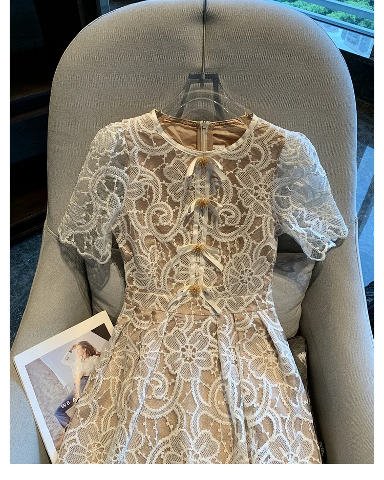 Robe en dentelle blanche – Image 16