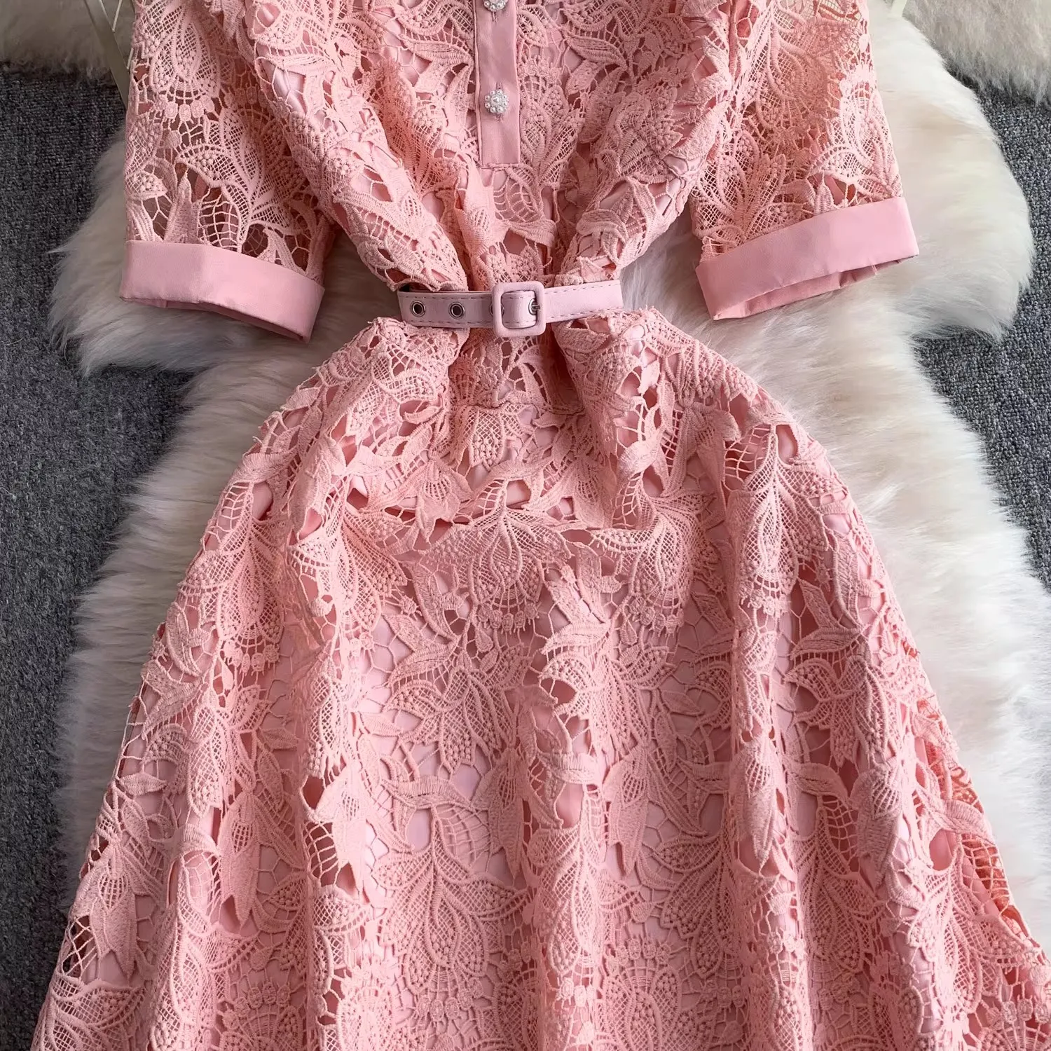 sophistication robe ceinturée