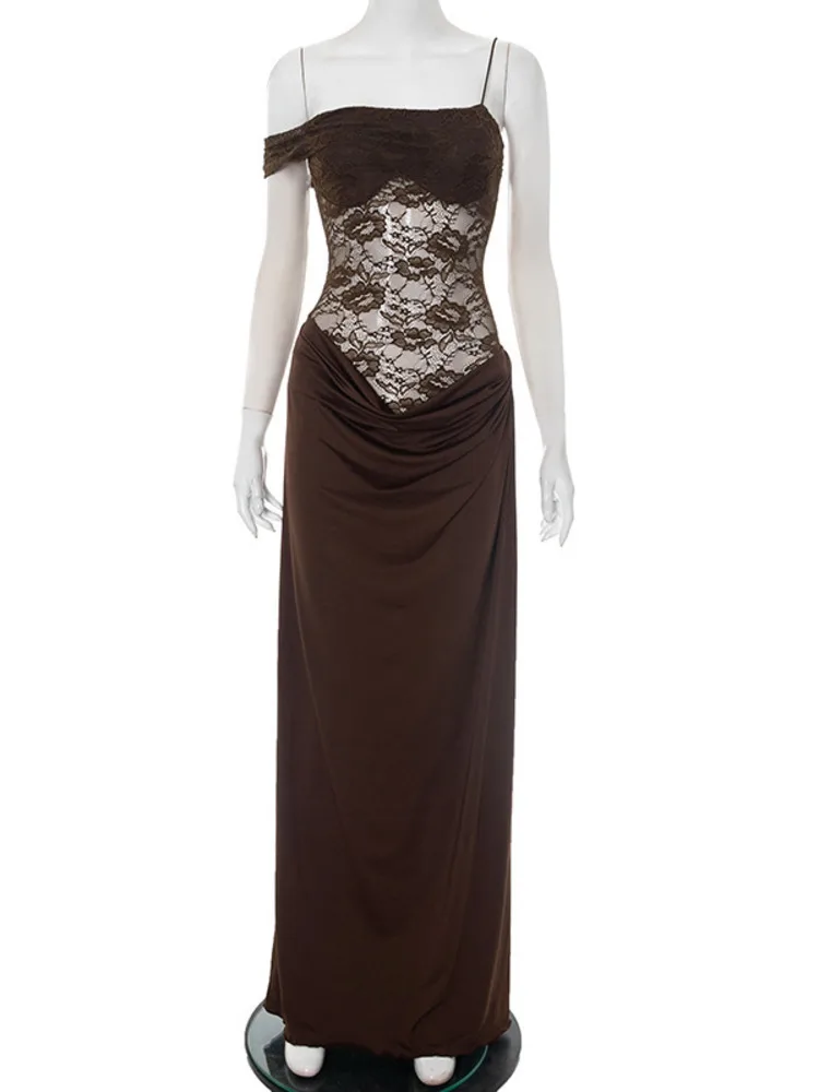 robe longue en dentelle