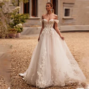 robe de mariée en dentelle floral