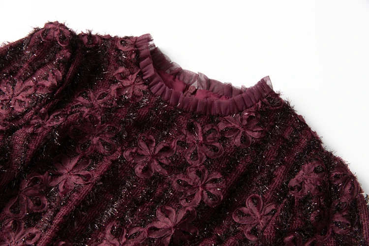 Robe en dentelle bordeaux manches longues à volants – Image 15