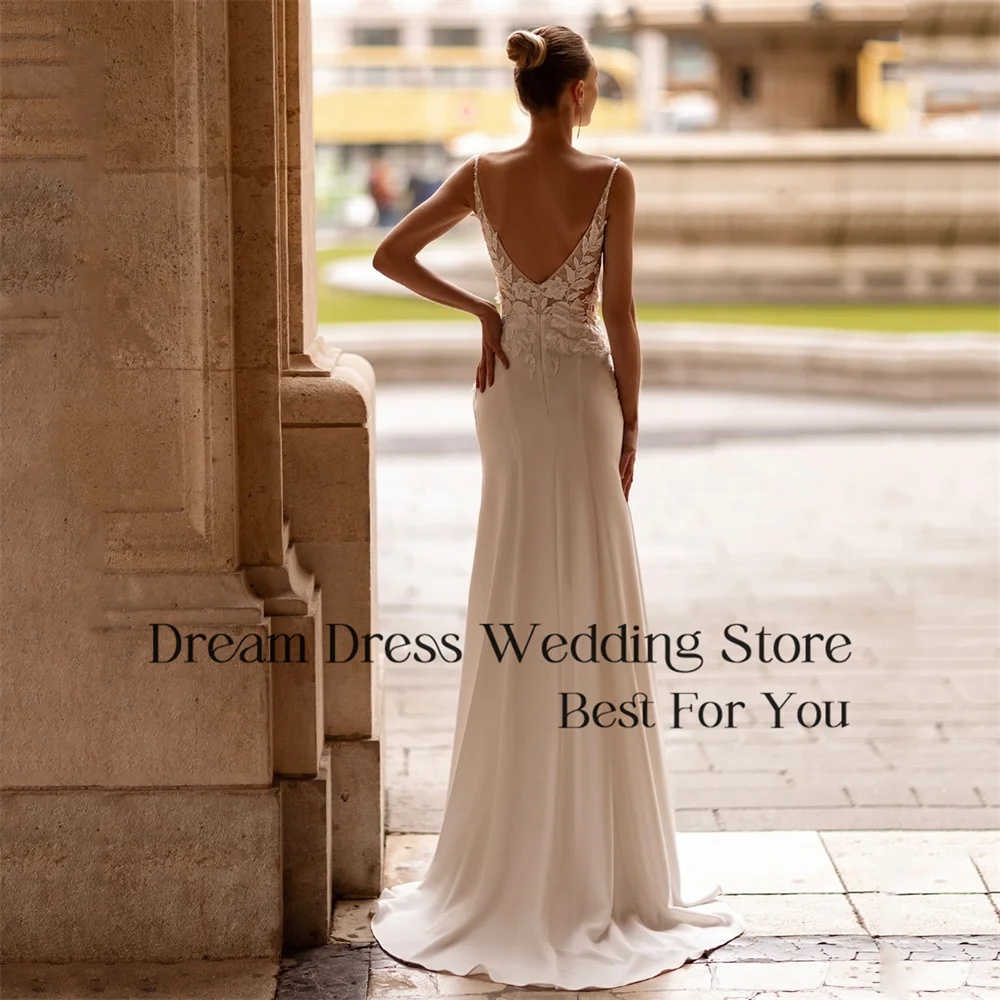 Robe de mariée avec bretelle en dentelle – Image 2