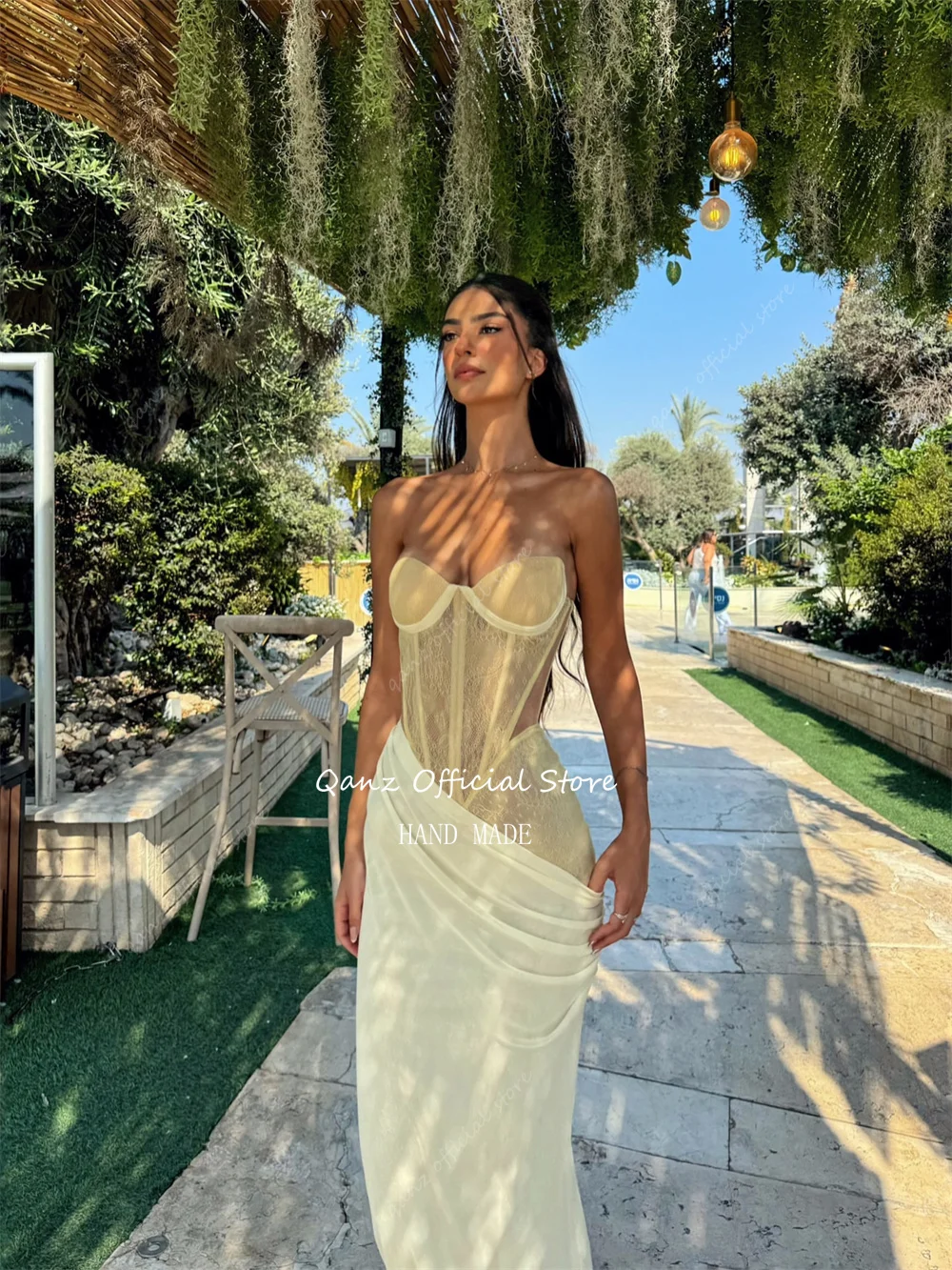 élégante robe dentelle