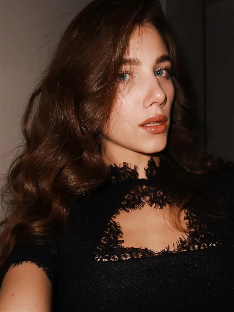 Élasticité robe dentelle