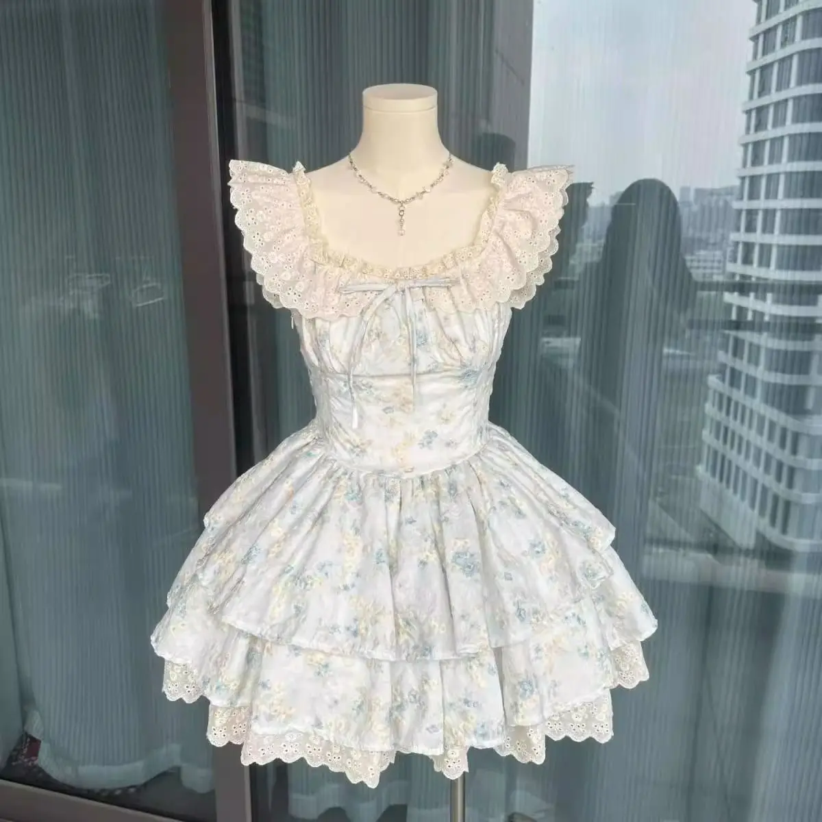 robe en dentelle élégante
