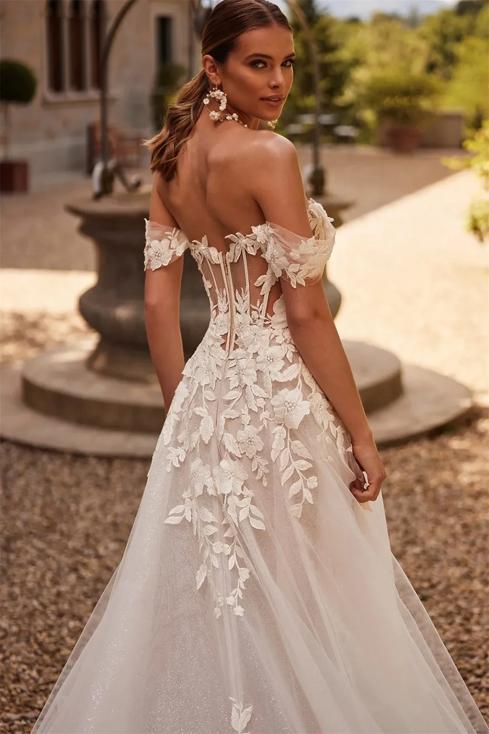 robe mariage dentelle élégante