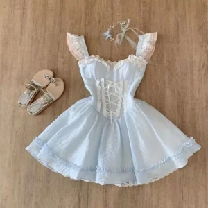 Robe bleu en dentelle