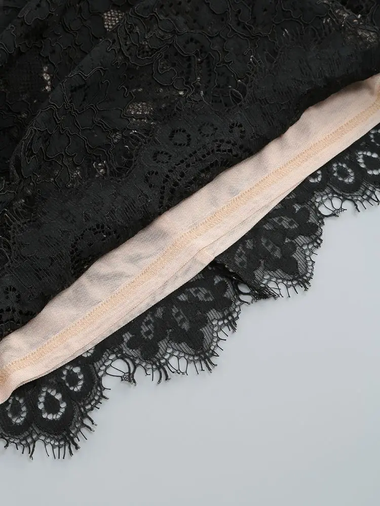 sensualité en dentelle robe