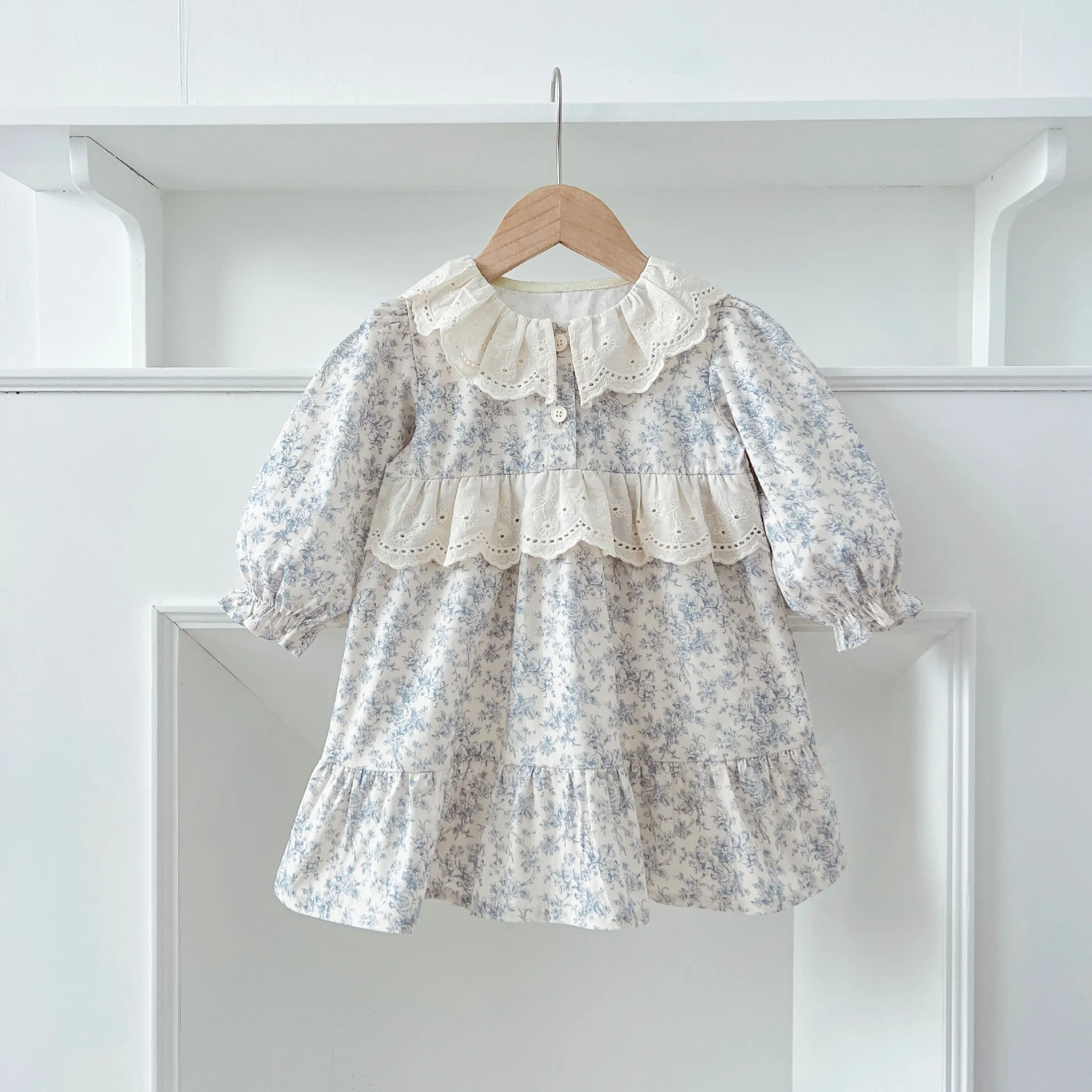 robe élégante pour bébé