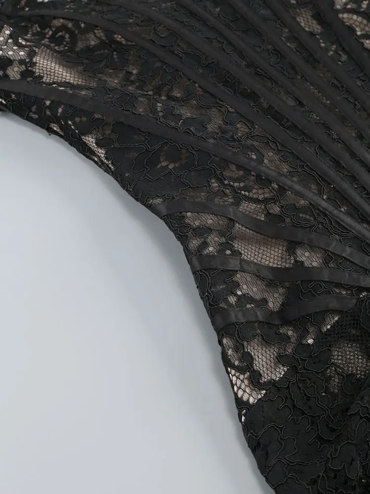 robe club taille ajustée