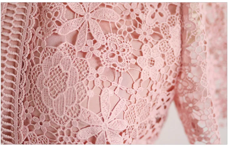 Robe en dentelle rose – Image 16