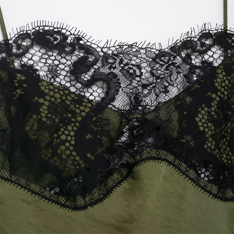 robe à motif uni épuré