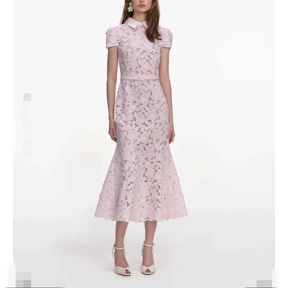 Robe en dentelle tissu viscose