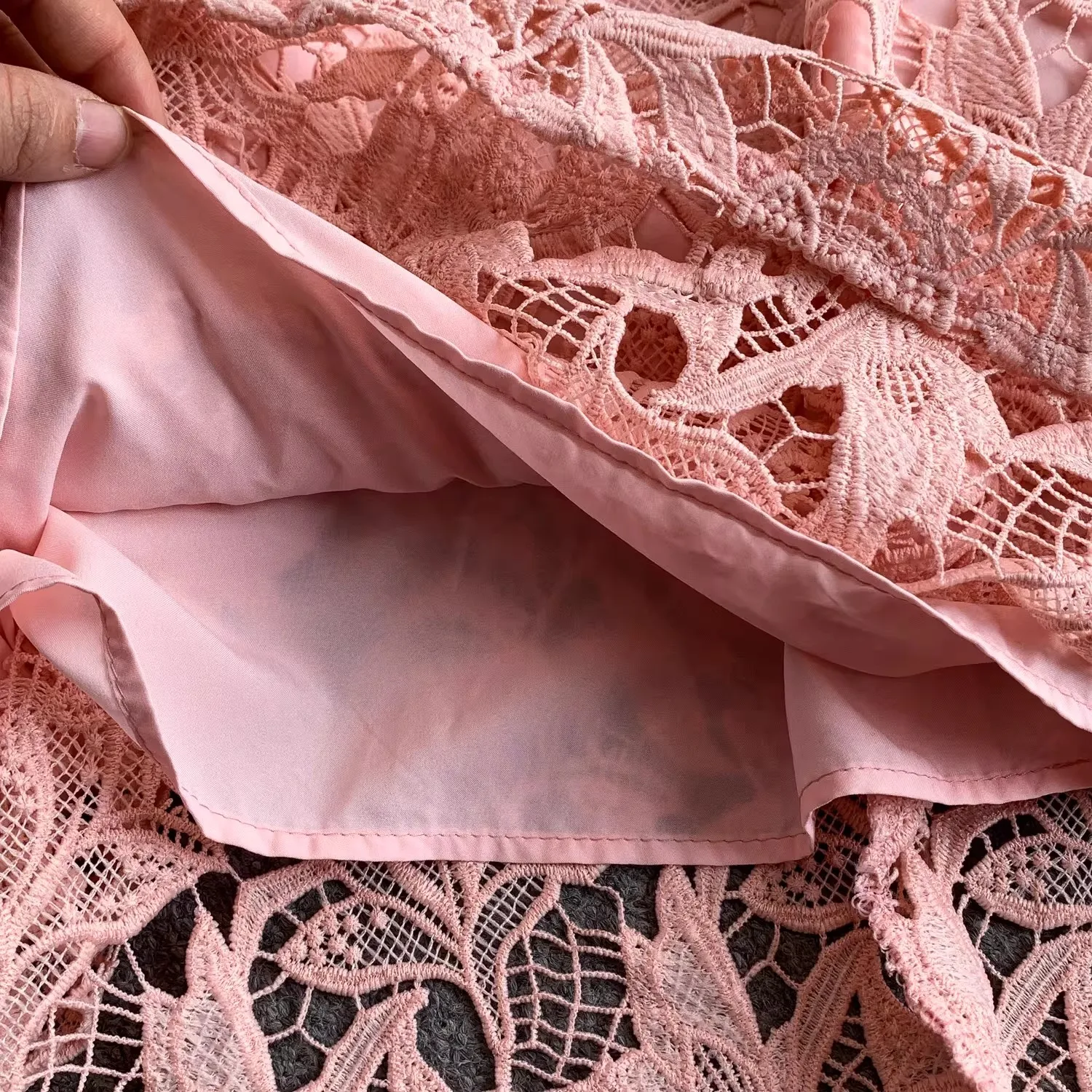 dentelle raffinée