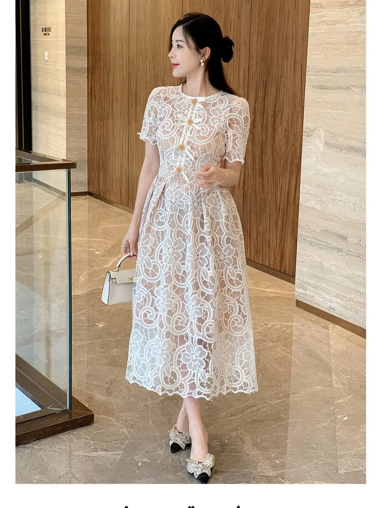 Robe en dentelle blanche – Image 3