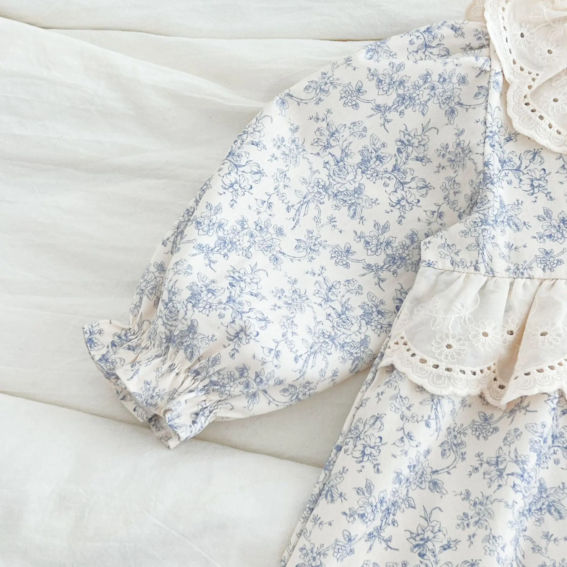 robe avec volants enfant