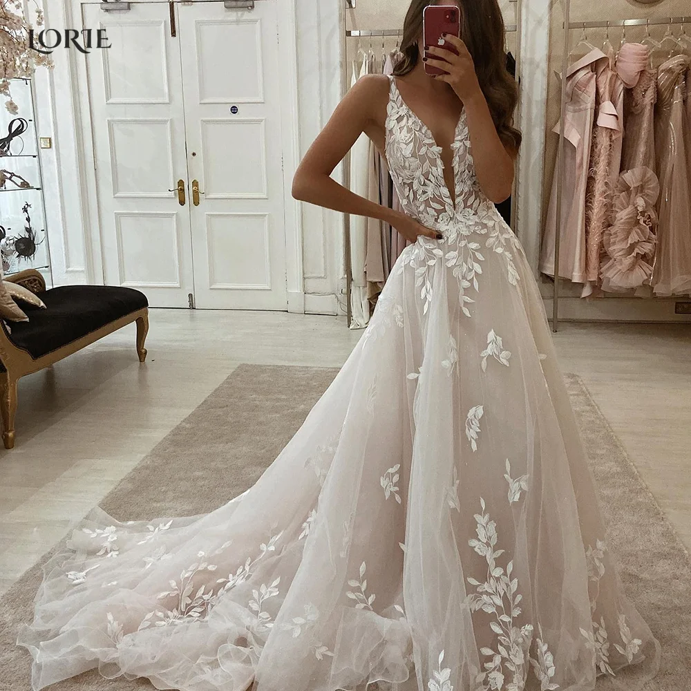 mariée en robe dentelle bohème