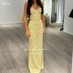 robe en dentelle jaune intégrale