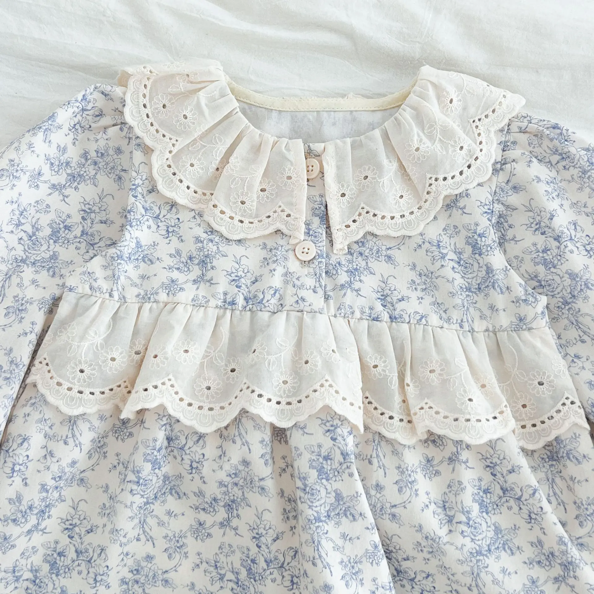 robe gracieuse pour fille