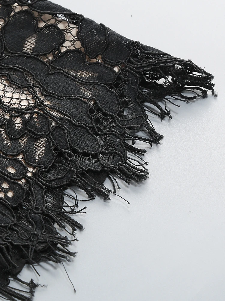 Robe en dentelle noire – Image 21