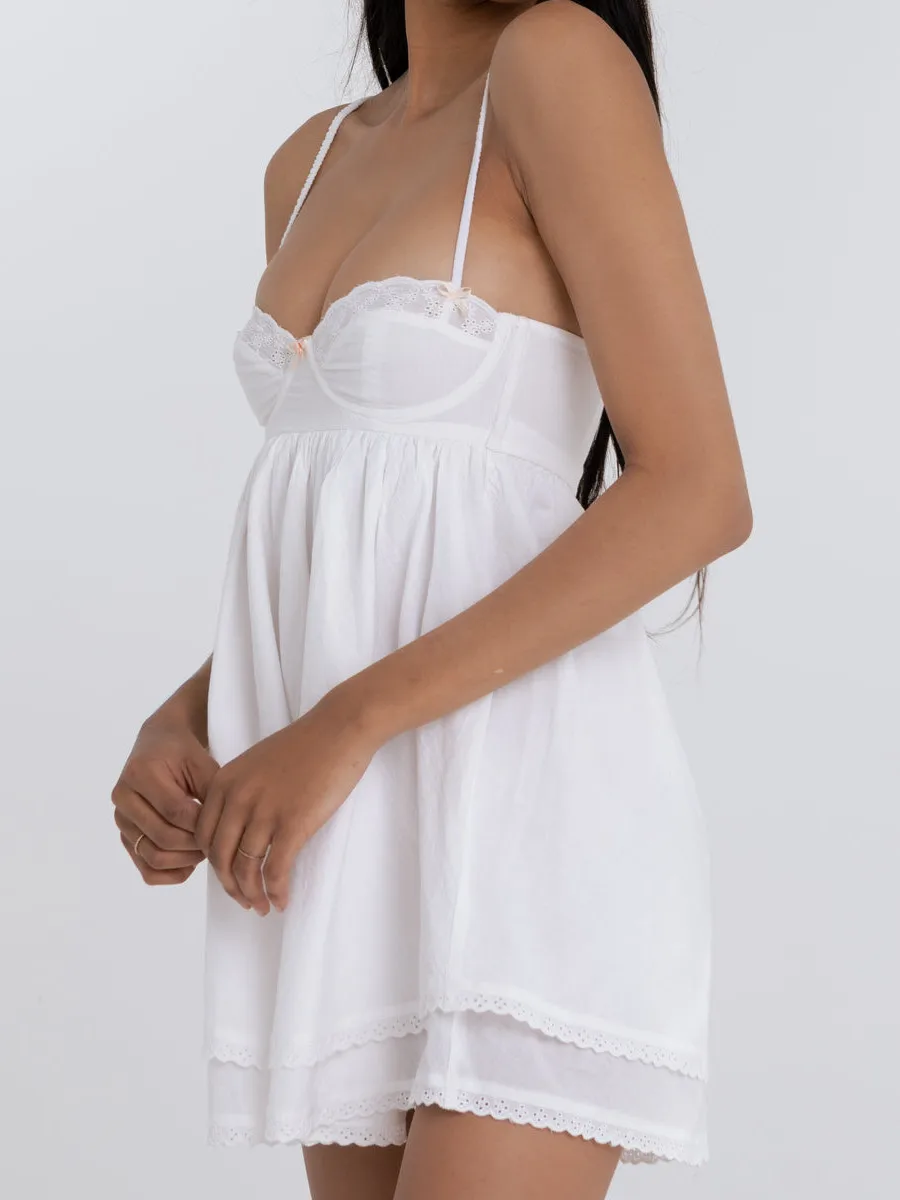 Allure féminine en dentelle