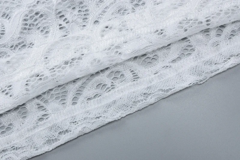 Robe noire sensualité habillée