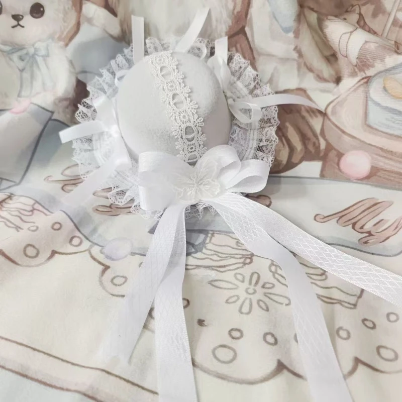 présentation de robe en dentelle